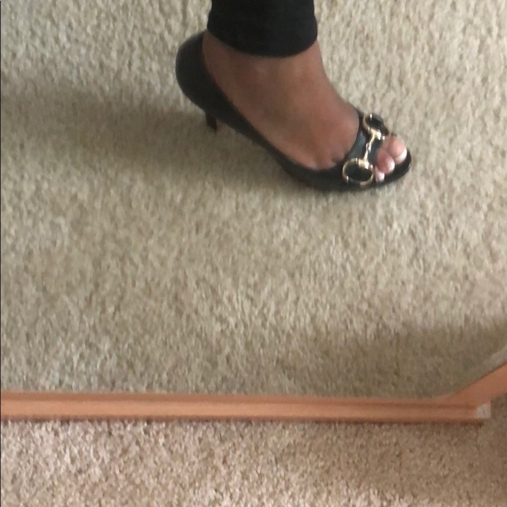 Gucci Sandals - Picture 6 of 8
